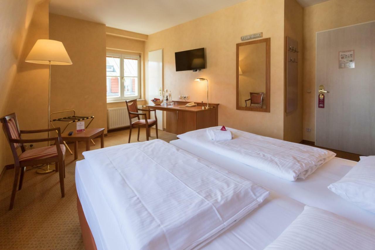 Albrechtshof 3*